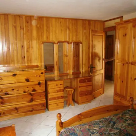 5 Bedrooms With Private Pool Terrace And Wifi At L Villa