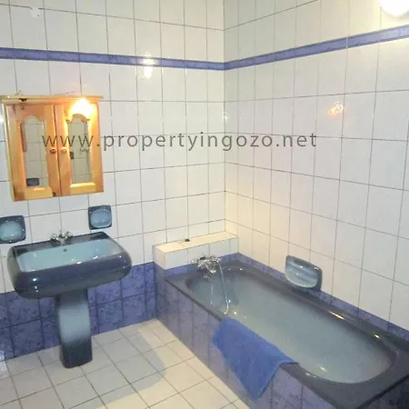 5 Bedrooms With Private Pool Terrace And Wifi At L * Għarb