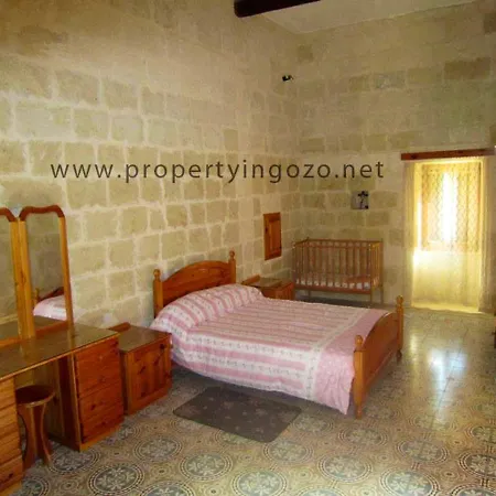 5 Bedrooms With Private Pool Terrace And Wifi At L Willa